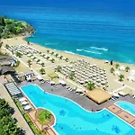 Oasis אתר נופש 4*
