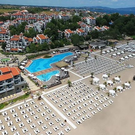 Oasis 4*