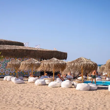 Oasis Лозенец