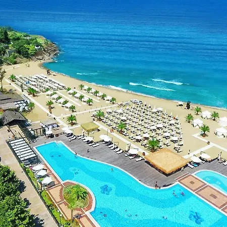 Oasis Курортный комплекс 4*