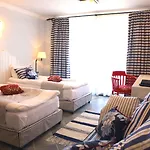 Oasis Resort