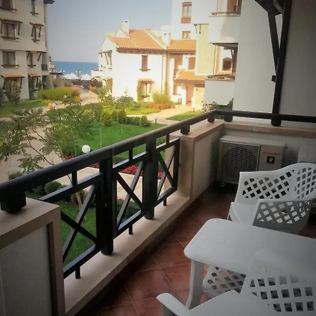 منتجع Oasis لوزينيتس