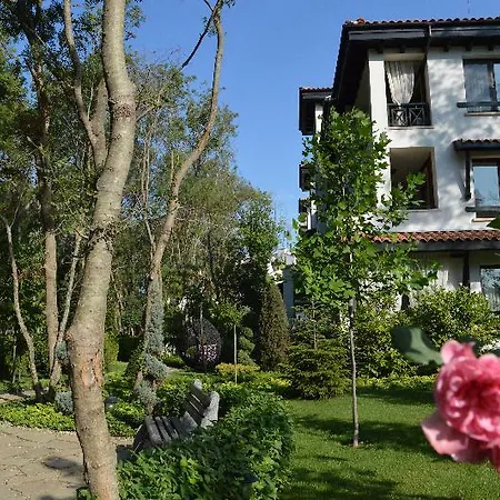 Oasis 度假村 洛泽内茨