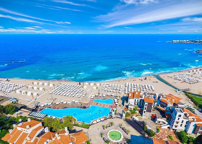 Oasis リゾート 4*